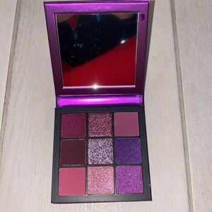 Huda Beauty ‘Amethyst Obsession’ Eyeshadow Palette